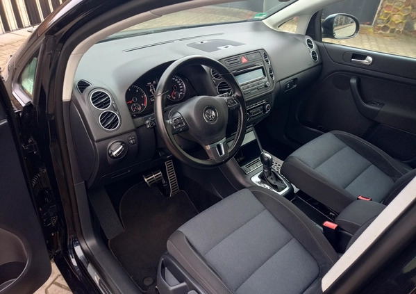 Volkswagen Golf Plus cena 28600 przebieg: 172050, rok produkcji 2011 z Trzemeszno małe 137